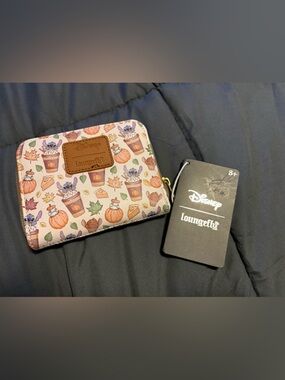 Loungefly Pink & Cream Stitch Pumpkin Zip Wallet
